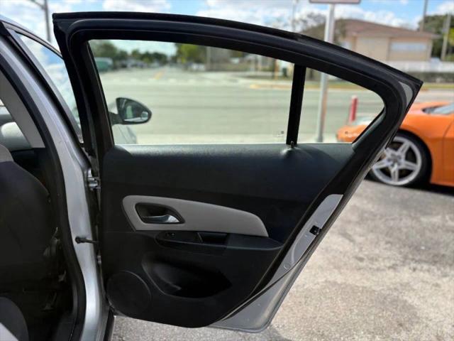 2012 Chevrolet Cruze LS