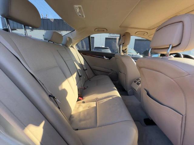 2010 Mercedes-Benz C-CLASS C 300 Luxury 4MATIC