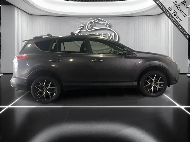 2018 Toyota RAV4 SE