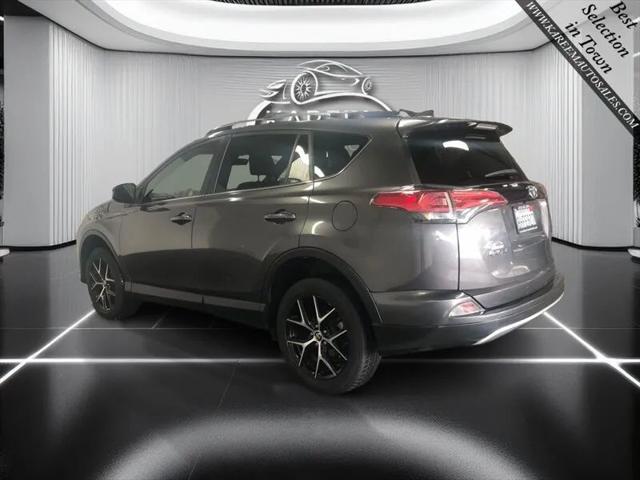 2018 Toyota RAV4 SE