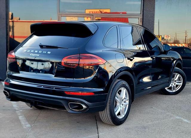 2016 Porsche Cayenne Base