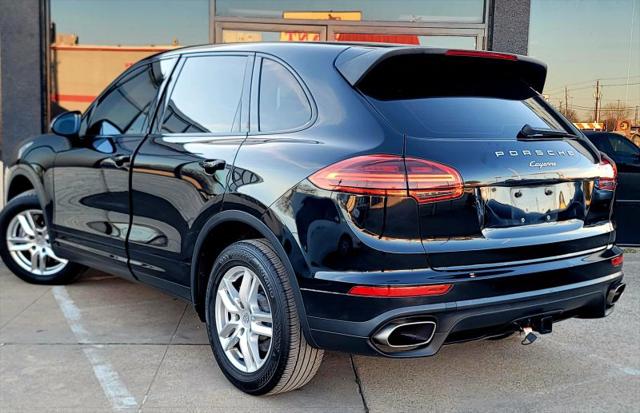 2016 Porsche Cayenne Base