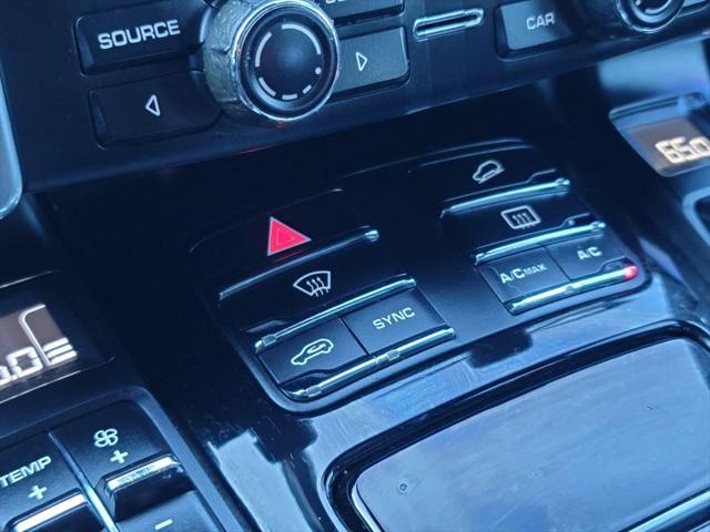 2016 Porsche Cayenne Base