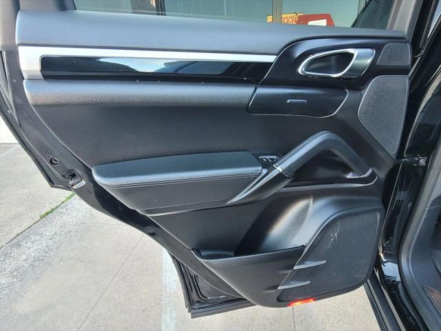 2016 Porsche Cayenne Base