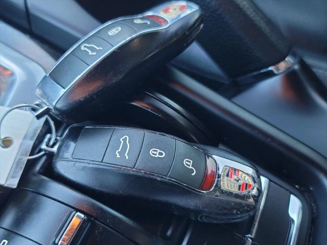 2016 Porsche Cayenne Base