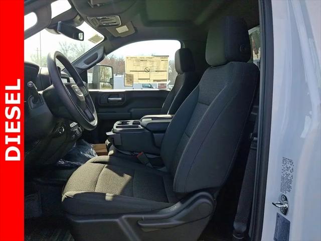 2025 GMC Sierra 3500HD Pro