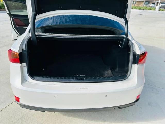 2017 Lexus IS 200t IS Turbo