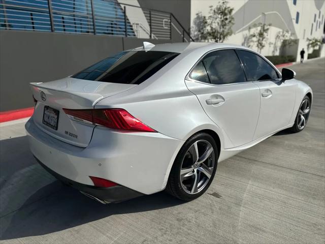 2017 Lexus IS 200t IS Turbo