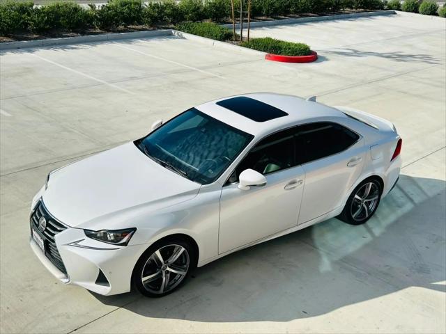 2017 Lexus IS 200t IS Turbo