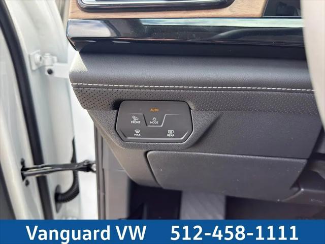 2026 Volkswagen Atlas SE with Technology