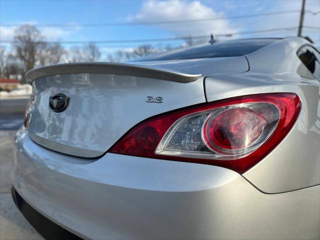 2010 Hyundai Genesis Coupe 3.8