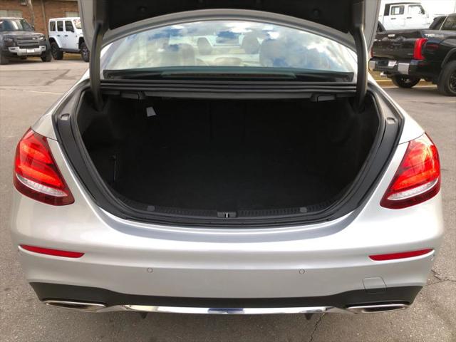 2018 Mercedes-Benz E-CLASS E 300 E 300