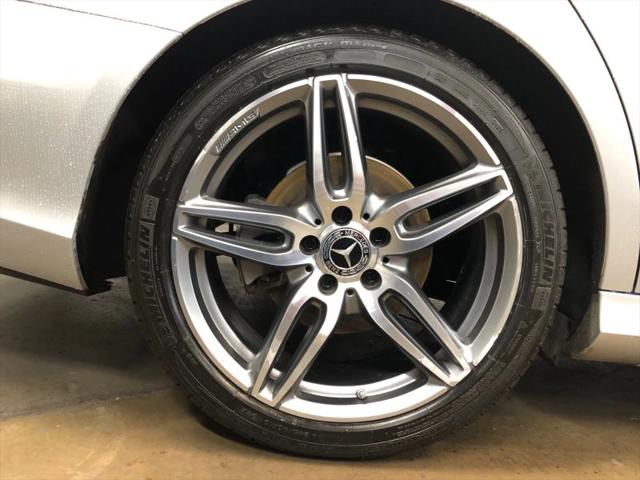 2018 Mercedes-Benz E-CLASS E 300 E 300