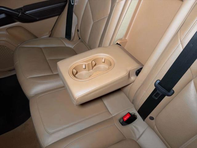 2014 Porsche Cayenne Base