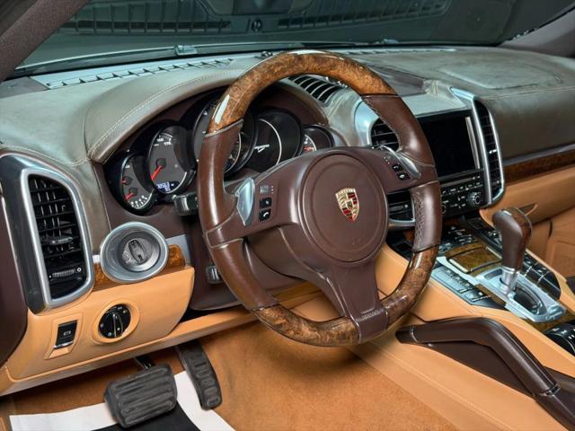 2014 Porsche Cayenne Base