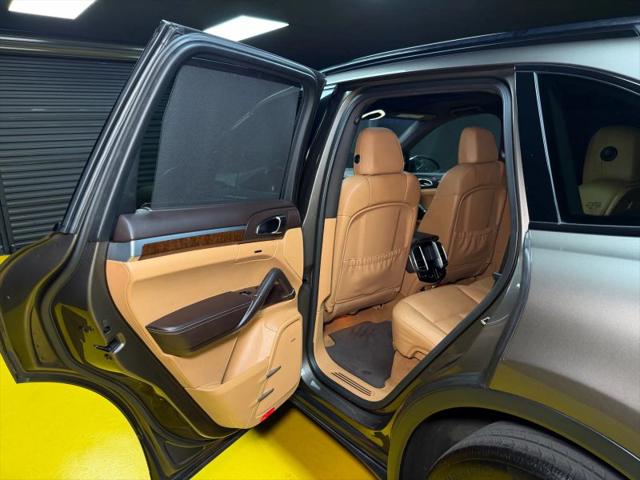 2014 Porsche Cayenne Base