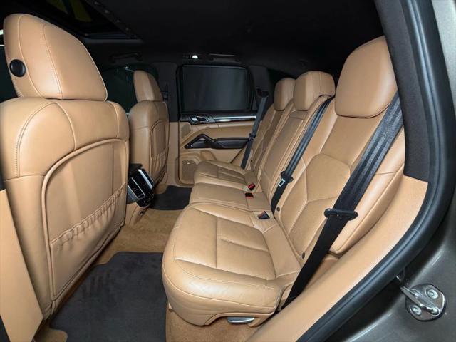 2014 Porsche Cayenne Base