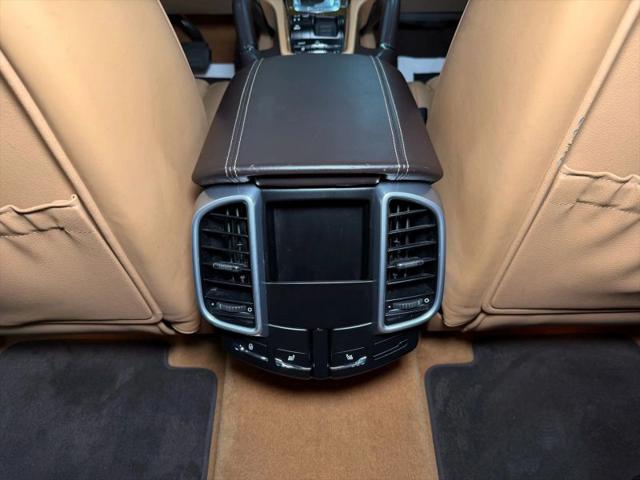 2014 Porsche Cayenne Base