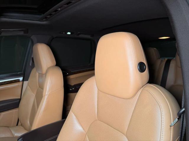 2014 Porsche Cayenne Base