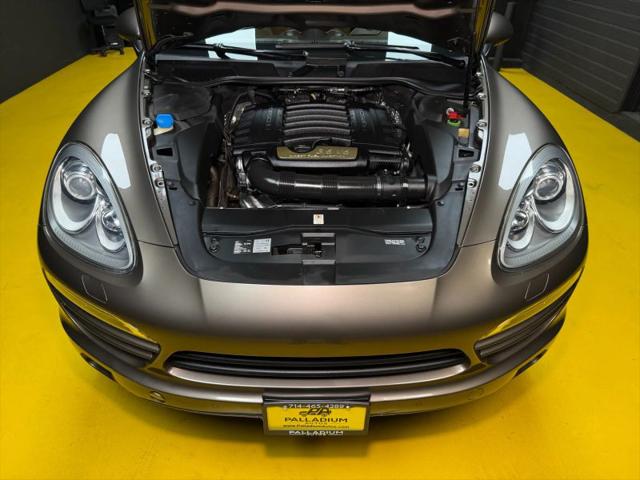 2014 Porsche Cayenne Base