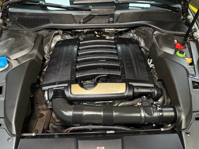 2014 Porsche Cayenne Base