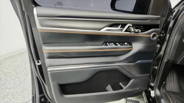 2023 Jeep Grand Wagoneer Series III Obsidian 4x4
