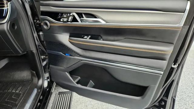 2023 Jeep Grand Wagoneer Series III Obsidian 4x4