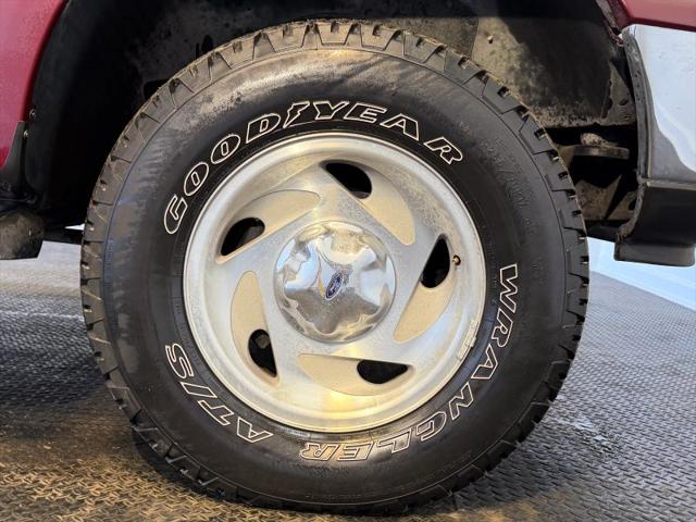 1998 Ford Expedition Base