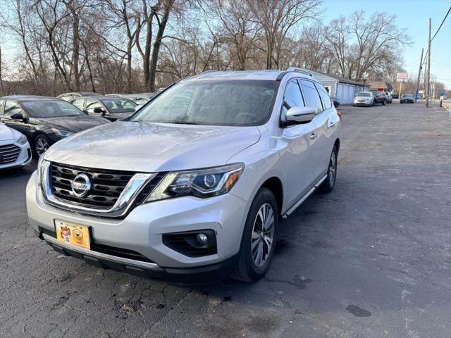 2017 Nissan Pathfinder SV for sale in Batavia, IL