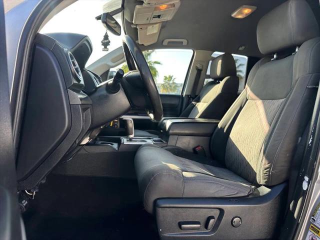 2015 Toyota Tundra SR5 5.7L V8