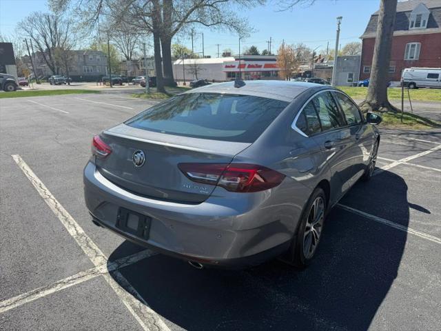 2020 Buick Regal Sportback AWD Essence