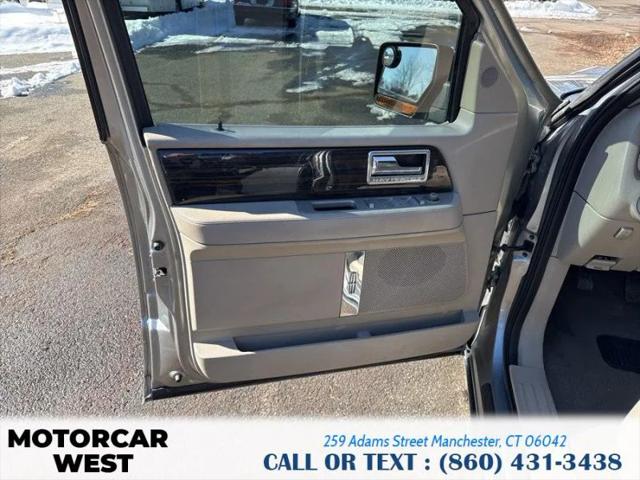 2008 Lincoln Navigator Base