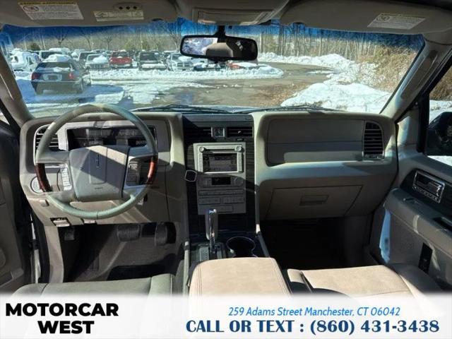 2008 Lincoln Navigator Base