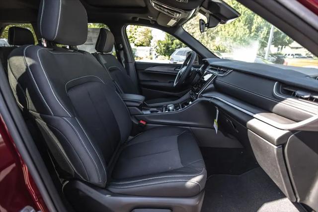 2026 Jeep Grand Cherokee Altitude 4x4