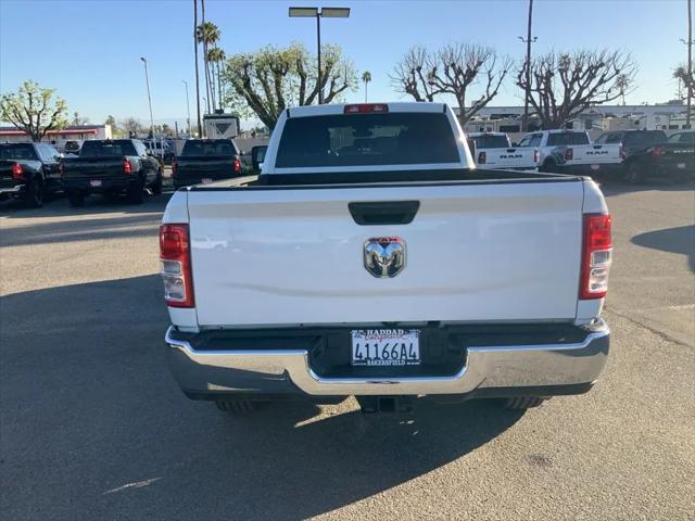 2024 Ram 3500 Big Horn Crew Cab 4x4 8' Box