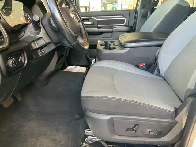 2024 Ram 3500 Big Horn Crew Cab 4x4 8' Box