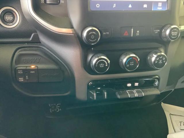 2024 Ram 3500 Big Horn Crew Cab 4x4 8' Box