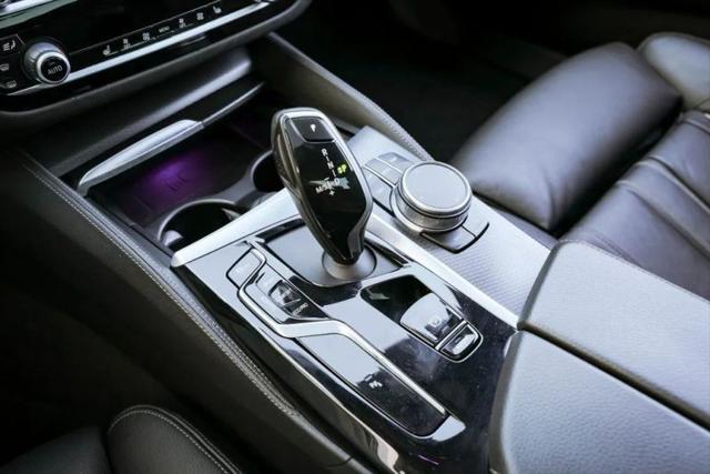 2022 BMW M5 i xDrive