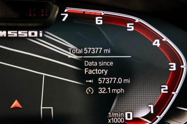 2022 BMW M5 i xDrive