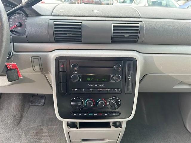 2004 Ford Freestar SE