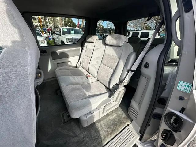 2004 Ford Freestar SE