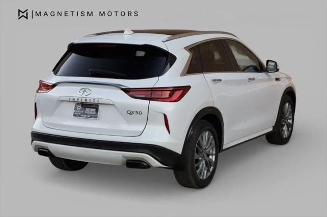 2023 INFINITI QX50 LUXE