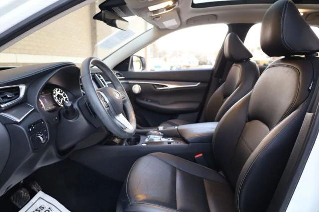 2023 INFINITI QX50 LUXE