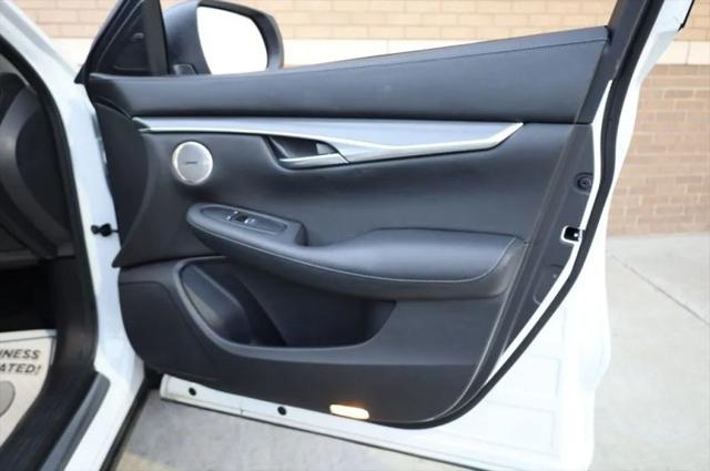 2023 INFINITI QX50 LUXE