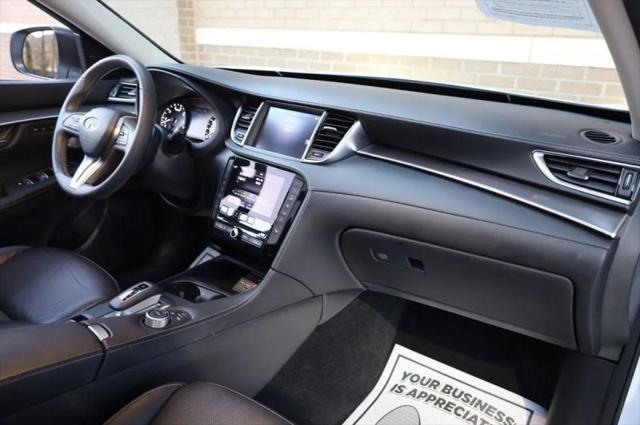 2023 INFINITI QX50 LUXE