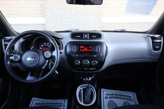 2016 Kia Soul Base