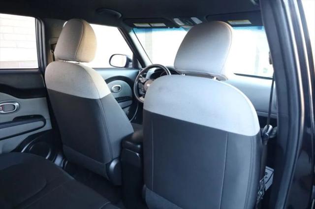 2016 Kia Soul Base