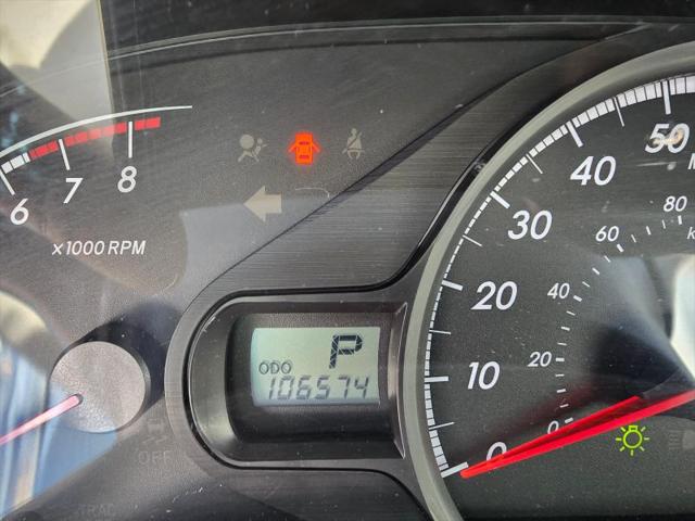 2013 Toyota Sienna LE V6 8 Passenger