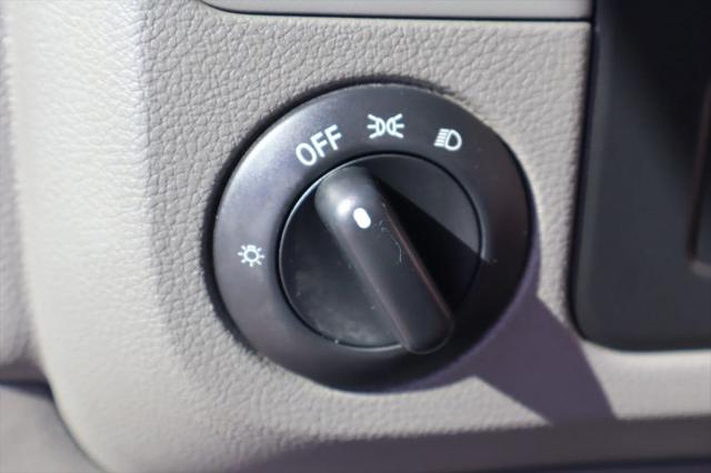 2016 Nissan 2500 S V6