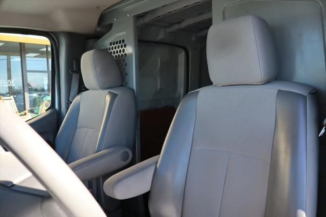 2016 Nissan 2500 S V6